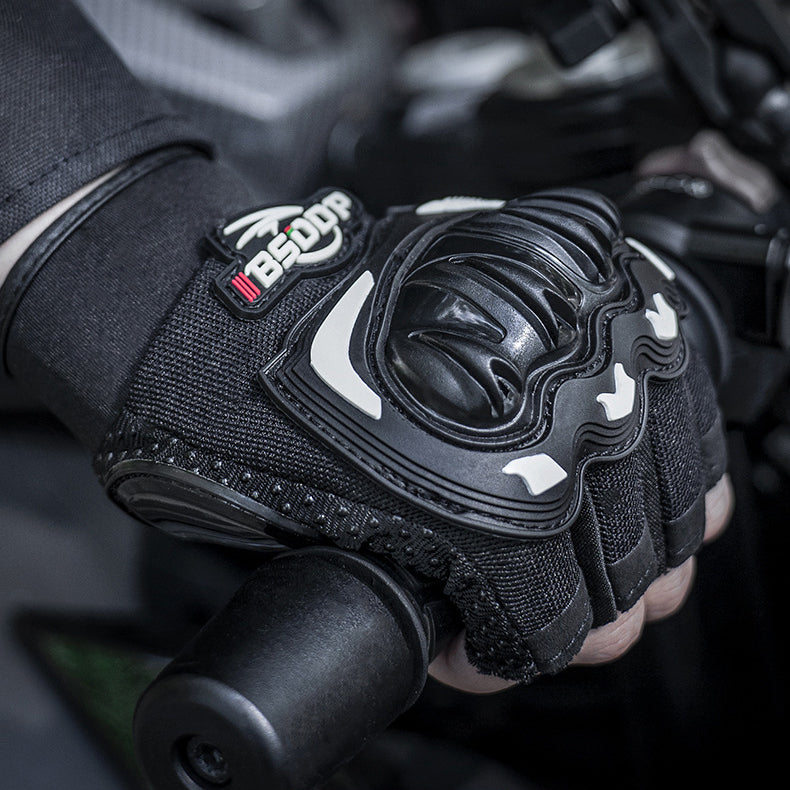 Lycra Meshed Protective Fingerless Gloves